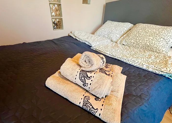 Roentgena 16 Przy Centrum Onkologii I Klinice Novum Apartmán Varšava