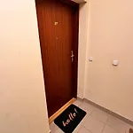 Roentgena 16 Przy Centrum Onkologii I Klinice Novum Apartamento *