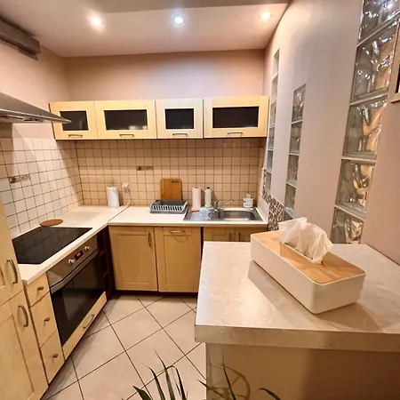 Apartment Roentgena 16 Przy Centrum Onkologii I Klinice Novum *