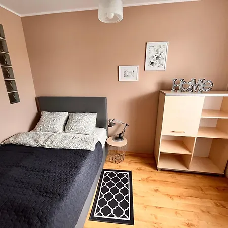 Roentgena 16 Przy Centrum Onkologii I Klinice Novum * Warsaw