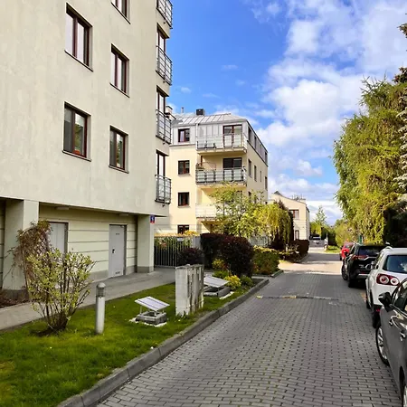 Roentgena 16 Przy Centrum Onkologii I Klinice Novum *