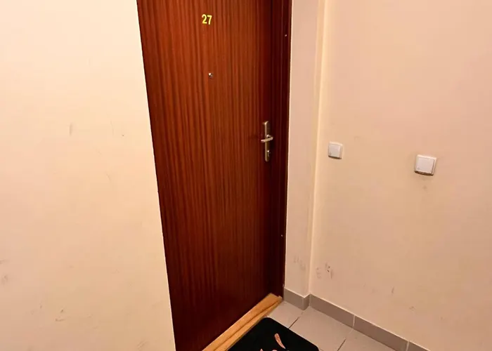 Roentgena 16 Przy Centrum Onkologii I Klinice Novum Апартаменты *